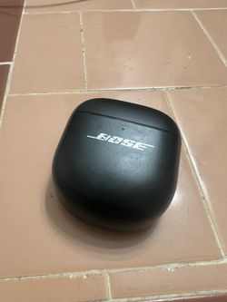 Bose QC Ultra 2 Earbuds - barely used, 1 month old, like new, all accessories
