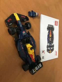 LEGO RED BULL F1