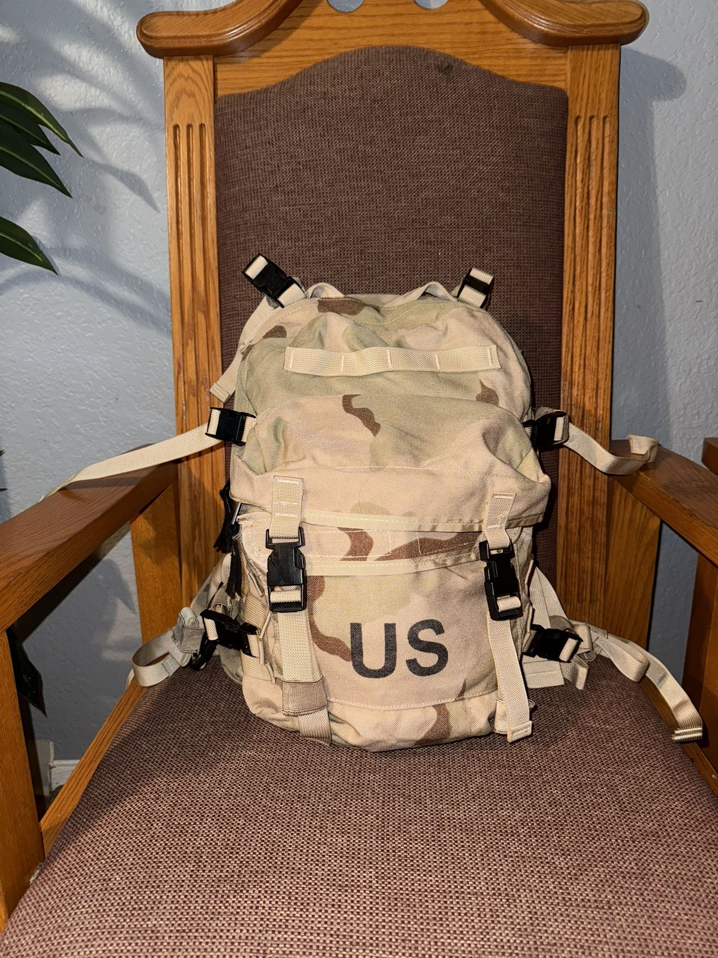 U.S. Military Surplus Rifleman's Set (Backpack Only)