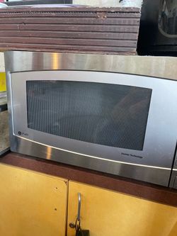 Microwave ge profile like new