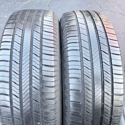 Par De Llantas Usadas En Muy Buanas Condiciones Marca Michelin 225/65 R17 Instalación Y Balanceo Por El Mismo Precio 