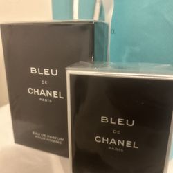 Chanel bleu