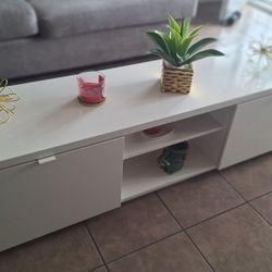 IKEA GLOSS TOP TABLE