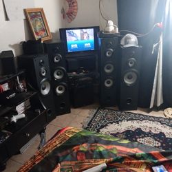 Stereo And Speakers