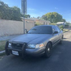 2004 Ford Crown Victoria