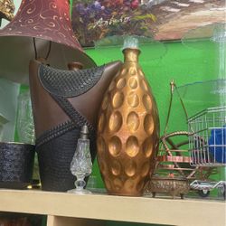 Decorations 