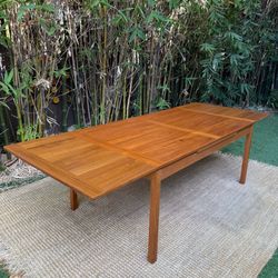 Restored Mid-Century Danish Draw Leaf Dining Table by AM Mobler