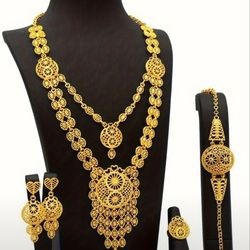 22K GOLD PLATED JEWELRY SETS  🩷 ( $25 EACH SET  ) 