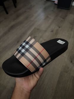Burberry slides