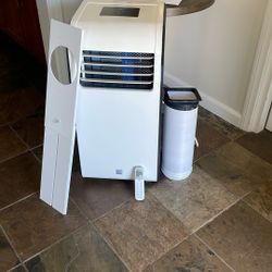 Air Conditioner  Super Cold Very Clean Powerful 140$ Firm Cash Only 