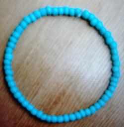New Turquoise color bead stretch bracelet