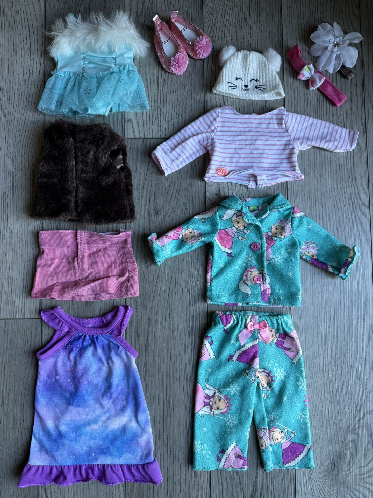 Lot Of Clothing For American Girl Dolls