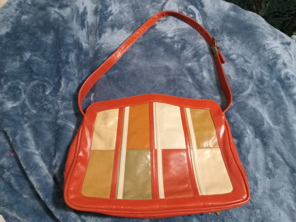 Vintage vinyl 70s patchwork handbag