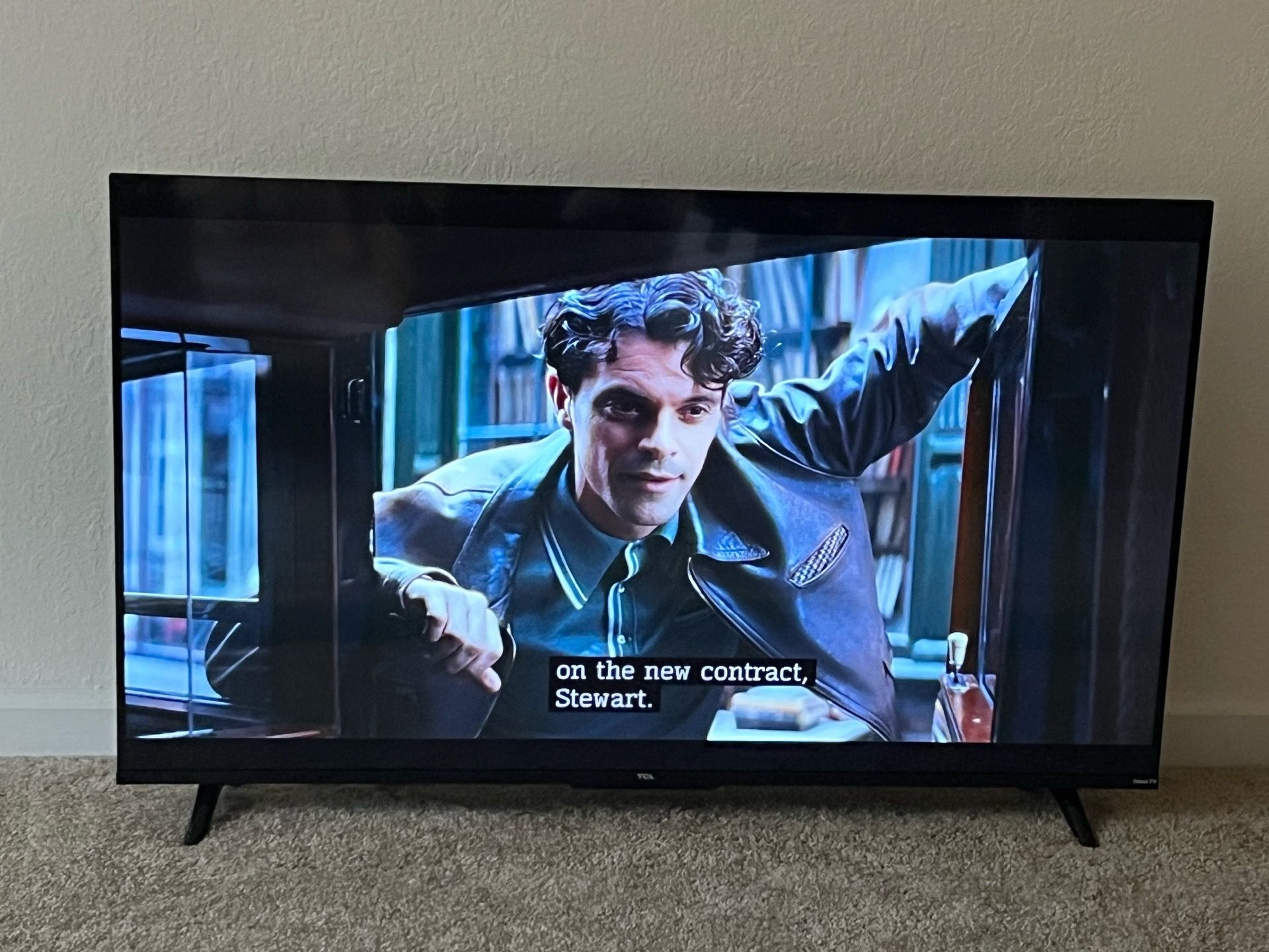 TCL Roku TV 4K HDR 38”