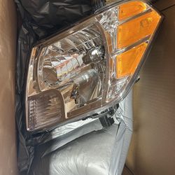 Headlamp Headlight Pair Driver Passenger For 2009-2021 Nissan Frontier Truck