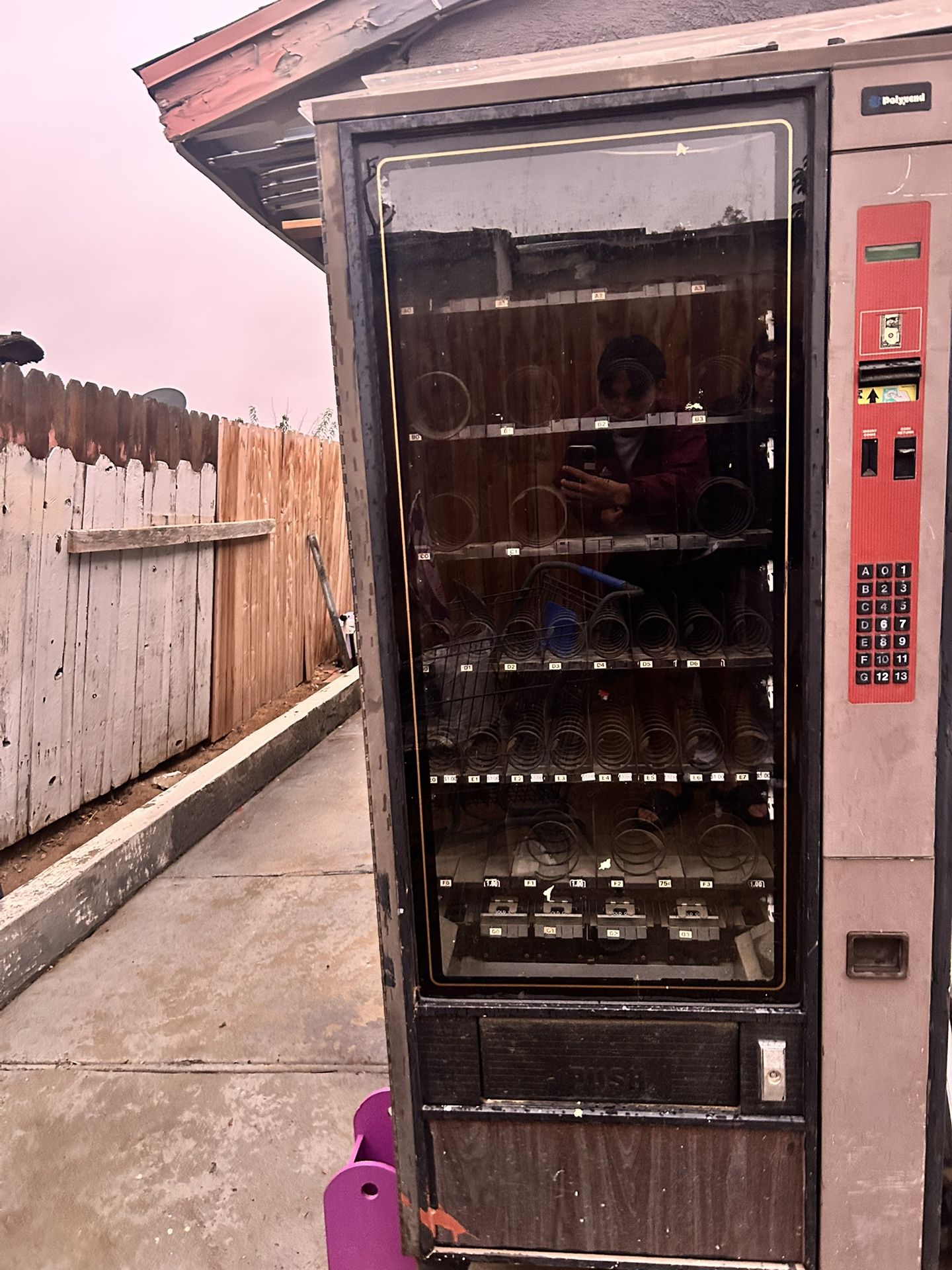Polyvend Vending Machine