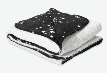Victoria's Secret PINK Sherpa Blanket 60x72