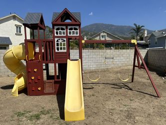 Swing Set , Delivery And Installation 