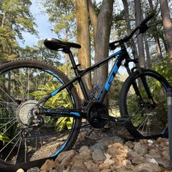 GT Aggressor Pro Mountain Bike (Map 1st Plz)