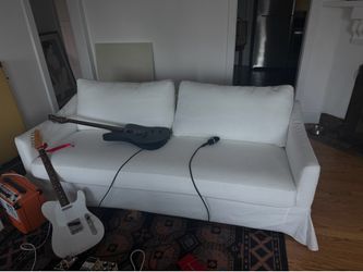 white slipcover couch