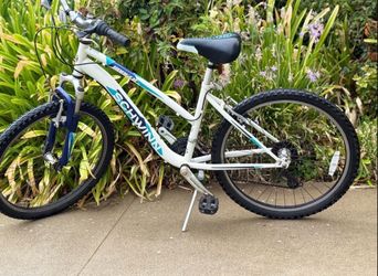 Schwinn Ranger Mountain Bike- 24” tires