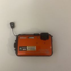 Nikon Coolpix AW100 Digital Camera