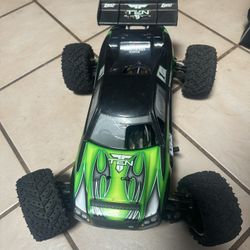 Losi 10T Nitro Buggy