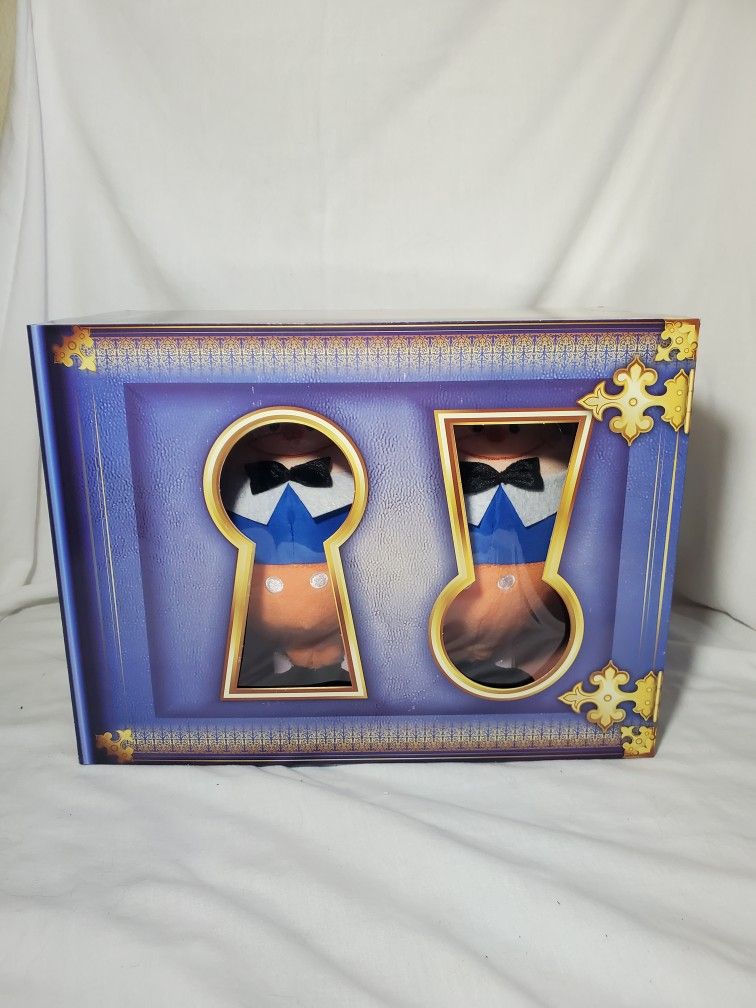 Disney D23 Excluse Tweedle Dee & Tweedle Dum 0
