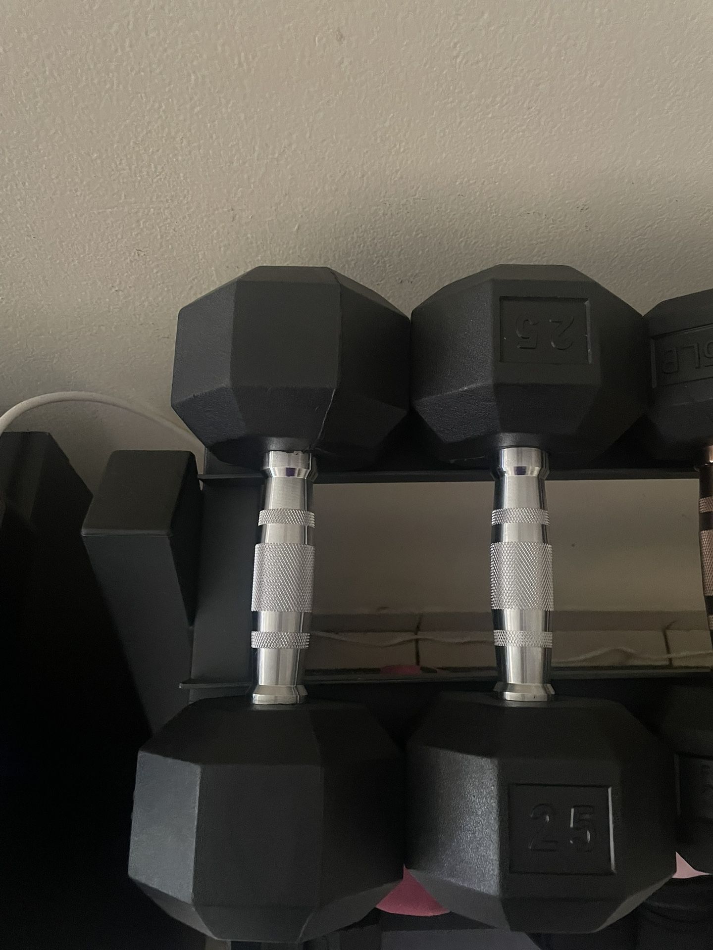 2x 25 Pound Dumbbells