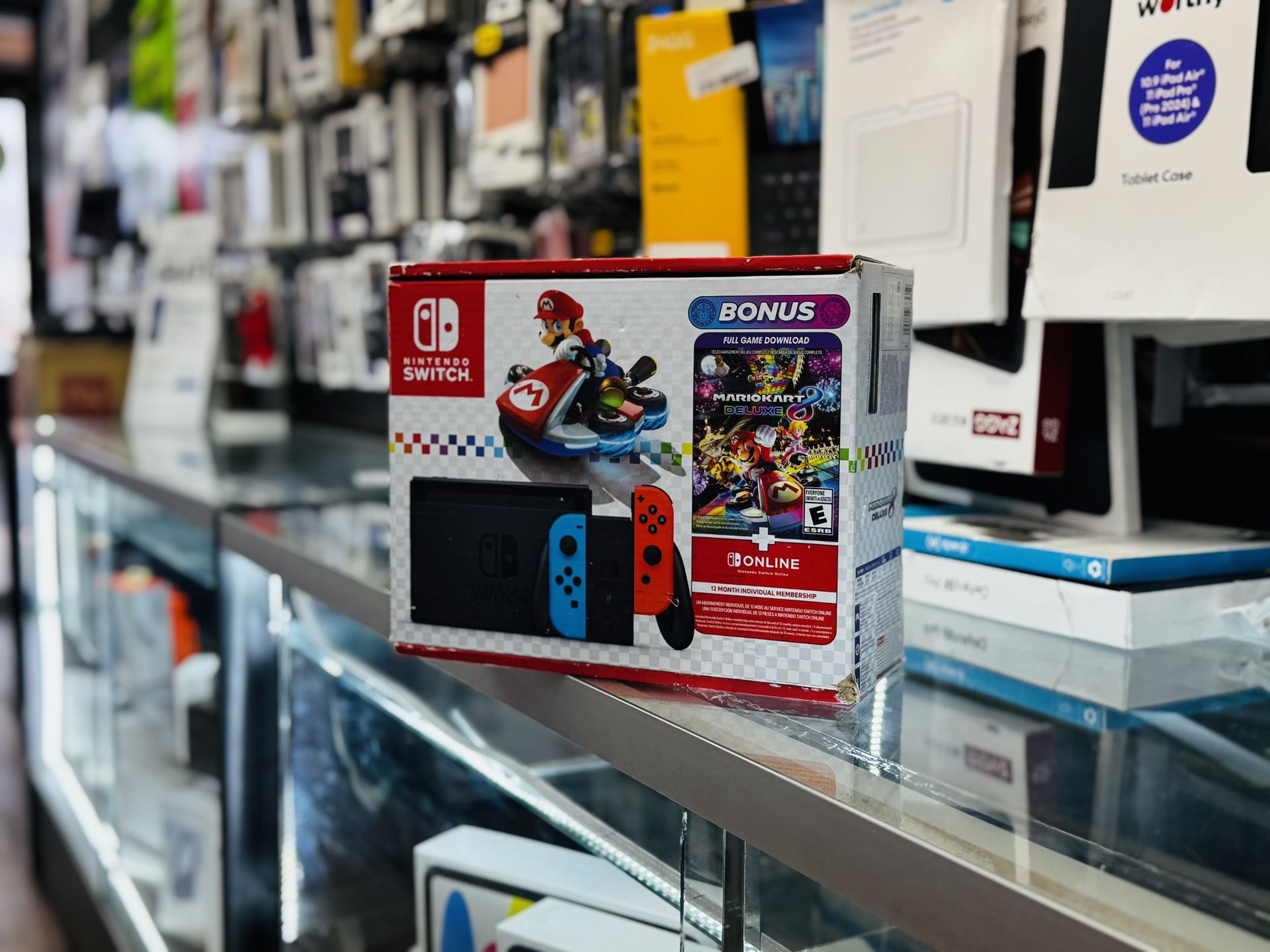 Nintendo Switch 