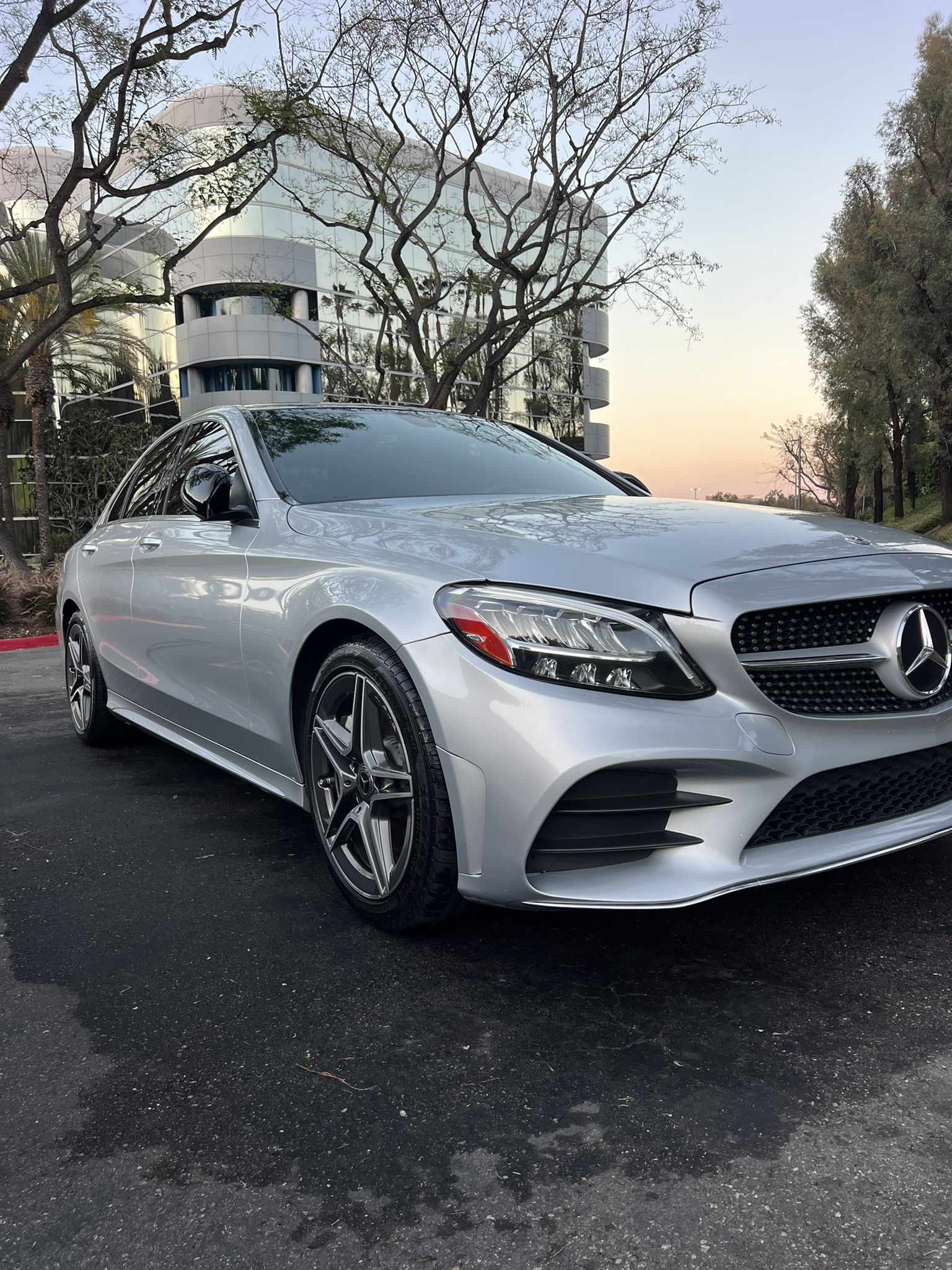 2019 Mercedes-Benz C 300