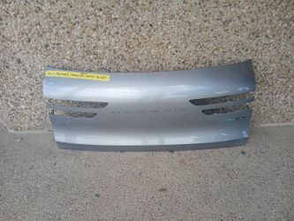 2021 Hyundai Genesis GV70 tail gate Molding