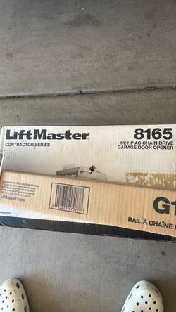 Lift Master 1/2 HP garage door opener