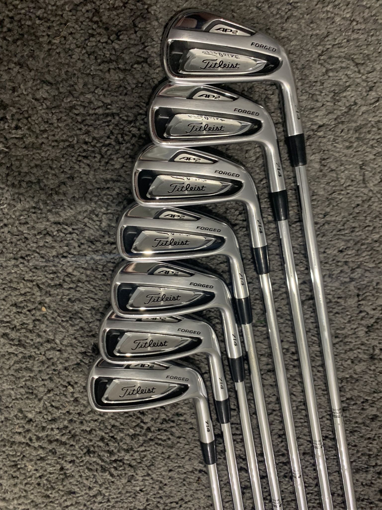 Titleist 714 ap2 irons Right Handed 4-PW Dynamic Gold S300 Steel Stiff Shaft