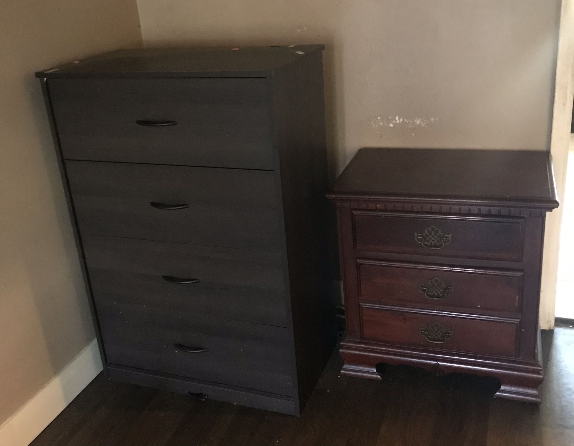 FREE Dresser Nightstand Storage Drawers