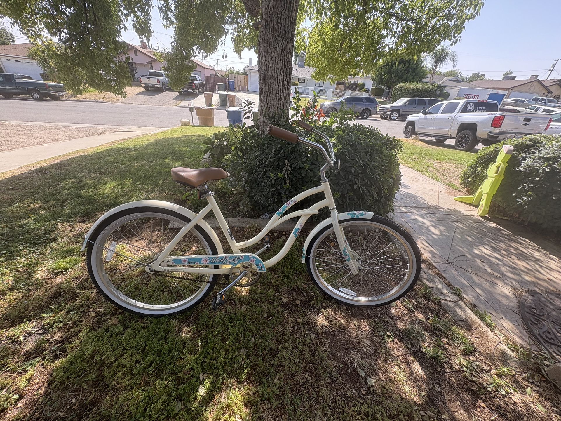 26' West Coast beach cruise in really good shape