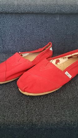 Toms