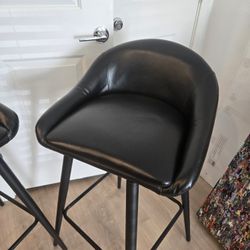 2 Bar Stools