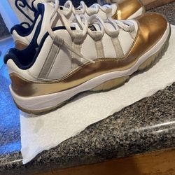 Jordan 11 Lows