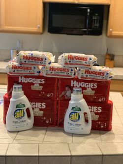Huggies Newborn Bundle/size 1
