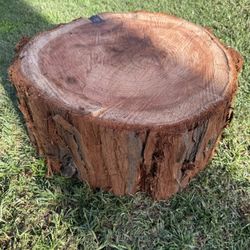 RED WOOD PIECES FOR DECORATION 18-20 Inches Wide