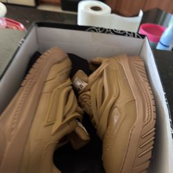 Medusa Versace Shoes, Size 9