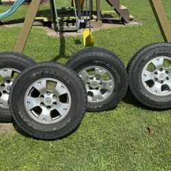 Toyota Tacoma Wheels & Tires