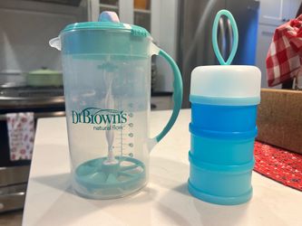 Dr. Browns formula pitcher & travel formula carrier