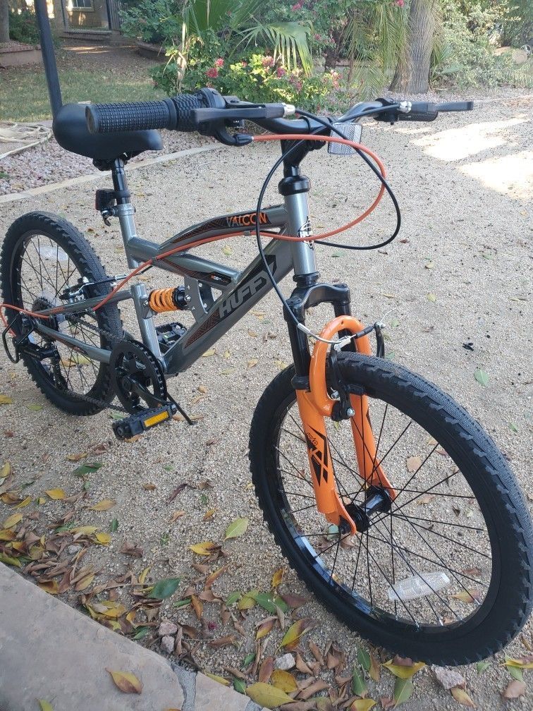 Youth Huffy Volcan 20" Mountain Bike