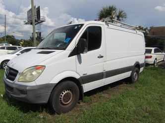 2013 Mercedes-Benz Sprinter 2500