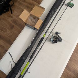 New Mustard  8'6" spinning finishing rod & New 5000 size spinning reel combo