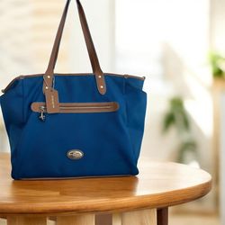 💕Coach Sawyer large tote travel bag 💕