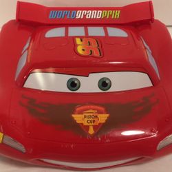 2011 VTech Disney Pixar Cars 2 Lightning McQueen Learning LapTop Educational Toy in great condition Note** has a couple scratches on front hood otherw