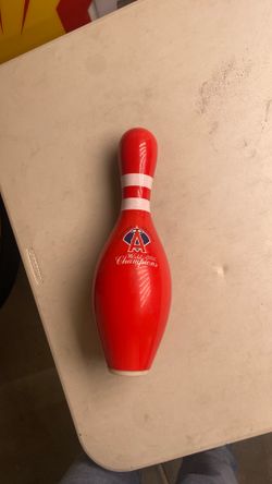 Angeles 2002 world champion bowling pin